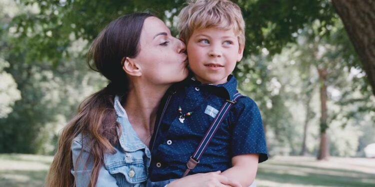 ‘കനേഡിയൻ കുടുംബം’ തുണയായി; യുക്രേനിയൻ അഭയാർത്ഥിക്ക് രക്ഷകരായി വിന്നിപെഗ് ദമ്പതികൾ