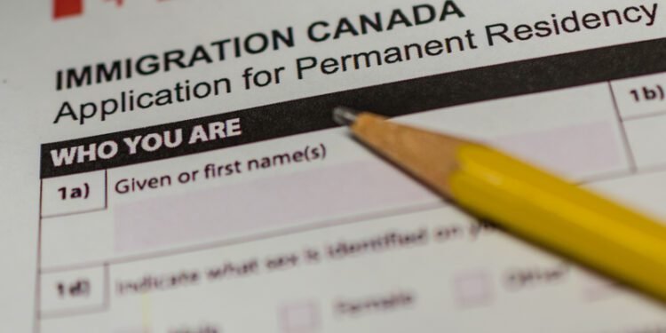 Top reasons permanent residents lose status in Canada