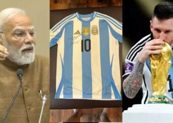 മോദിക്ക് മിശിഹായുടെ പിറന്നാൾ സമ്മാനം; ഖത്തറിൽ കപ്പുയർത്തിയ അർജന്റീന ജേഴ്സി ഒപ്പിട്ടയച്ച് ലയണൽ മെസ്സി 9 Narendra Modi Lionel Messi Jersey