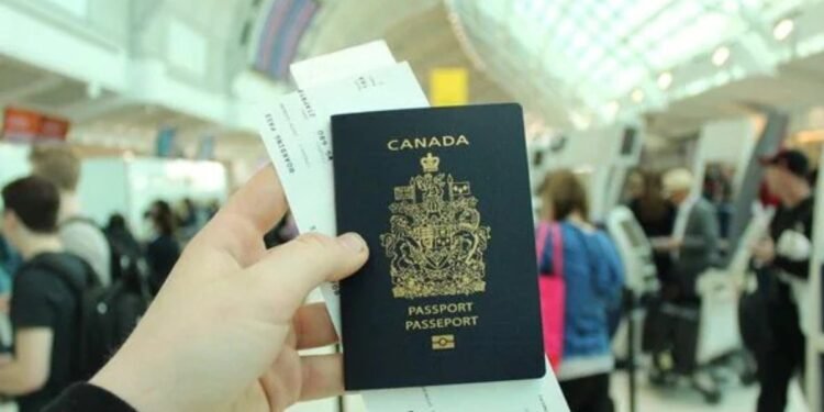 ഈ സാധ്യതകൾ നിങ്ങൾക്കുണ്ടോ? എങ്കിൽ നിങ്ങൾക്കും സ്വന്തമാക്കാം കാനഡ പൗരത്വം 1 passport