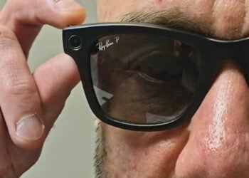 Meta smart glasses