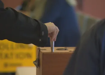 newfoundland-public-vote-energy-contract-fight-people-are-kings