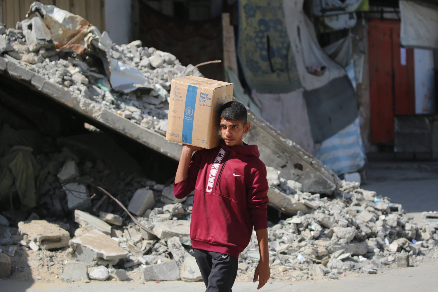 Israel launches air strikes in Gaza, accusing Hamas of 'blatant violation of ceasefire'