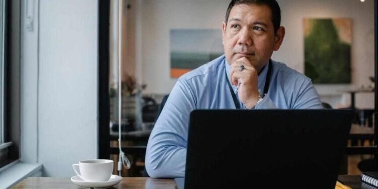 കമ്പനി ട്രാൻസ്ഫർ നിയമങ്ങൾ കർശനമാക്കി കാനഡ; വിദേശ ജീവനക്കാരെ കൊണ്ടുവരാൻ ഇനി കൂടുതൽ വെല്ലുവിളി; പ്രധാന മാറ്റങ്ങൾ ഇങ്ങനെ 1 Canada tightens company transfer rules