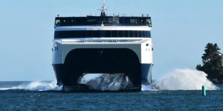 അമേരിക്കൻ യാത്ര കുറച്ച് കാനഡക്കാർ! CAT ഫെറി സർവീസിൽ യാത്രക്കാരുടെ എണ്ണത്തിൽ വൻ ഇടിവ്! 1 അമേരിക്കൻ യാത്ര കുറച്ച് കാനഡക്കാർ! CAT ഫെറി സർവീസിൽ യാത്രക്കാരുടെ എണ്ണത്തിൽ വൻ ഇടിവ്!