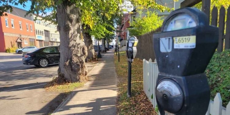 പിഴ പേടിക്കാതെ പാർക്ക് ചെയ്യാം! ഷാർലറ്റ്ടൗണിൽ കച്ചവടം പൊടിപൊടിക്കാൻ കിടിലൻ പദ്ധതി 1 parking