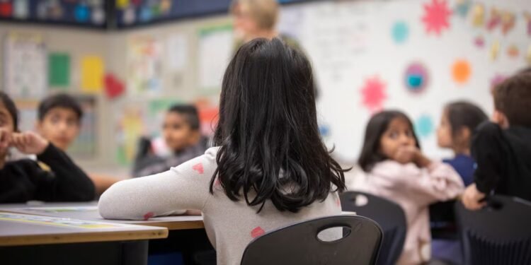 മാനിറ്റോബയിൽ വായനാ നിലവാരം അളക്കാൻ നിയമം വേണം: യൂണിവേഴ്സൽ അസസ്‌മെൻ്റിനായി ആവശ്യം ശക്തം