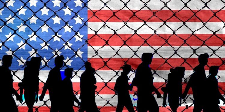 ചങ്ങലയിട്ട് നരകയാത്ര! 25 മണിക്കൂർ വിമാനത്തിൽ പീഡനം, 50 ഇന്ത്യക്കാരെ കൂടി നാടുകടത്തി അമേരിക്ക