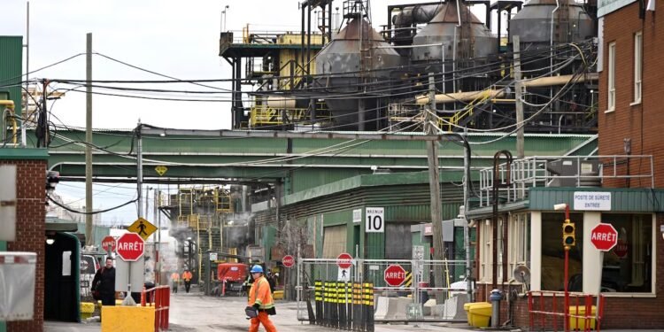 മാന്ദ്യഭീതി ഒഴിയുന്നു, പക്ഷെ ഓഗസ്റ്റിലെ GDP-യിൽ 0.3% ഇടിവ്