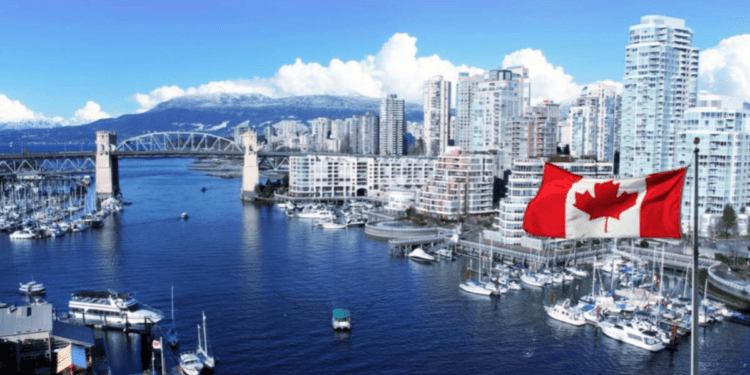 സഞ്ചാരികളുടെ പറുദീസയായി കാനഡ; നാല് മാസത്തിനിടെ 5900 കോടി ഡോളറിന്റെ വരുമാനം