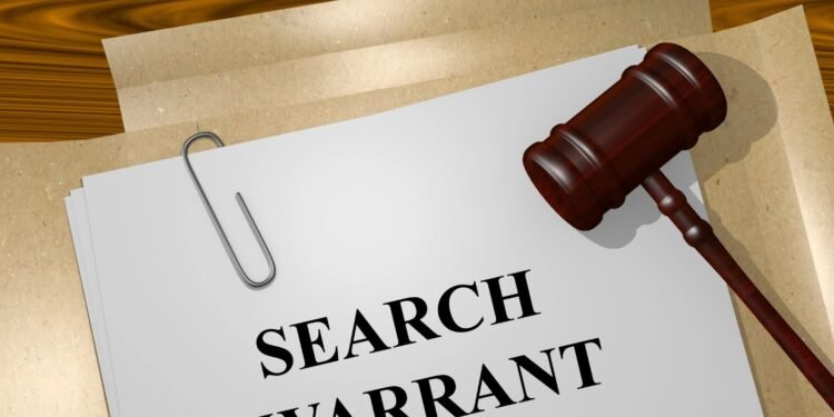 വിന്നിപെഗിൽ പോലീസ് തെളിവുപെട്ടി പരിശോധിക്കണമെങ്കിൽ വാറന്റ് വേണം! 'പഴയ നിയമങ്ങൾ'ക്കെതിരെ വിമർശനവുമായി ജഡ്ജി 1 വിന്നിപെഗിൽ പോലീസ് തെളിവുപെട്ടി പരിശോധിക്കണമെങ്കിൽ വാറന്റ് വേണം! ‘പഴയ നിയമങ്ങൾ’ക്കെതിരെ വിമർശനവുമായി ജഡ്ജി