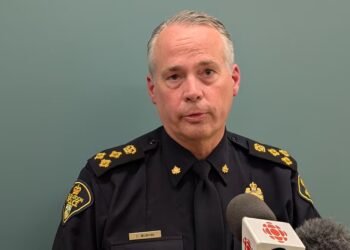 സാസ്കറ്റൂൺ സുരക്ഷാ ഭീഷണിയിൽ! പോലീസ് ബഡ്ജറ്റിൽ 9.3% വർദ്ധനവ് വേണം; പ്രോപ്പർട്ടി നികുതി കുത്തനെ ഉയരും