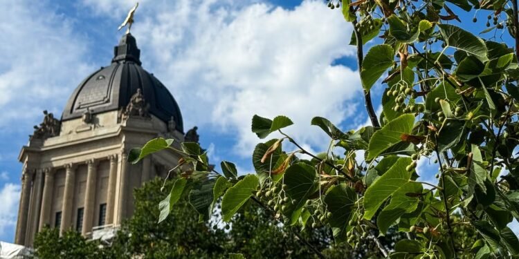 മാനിറ്റോബയിൽ വിവരാവകാശ അപേക്ഷകൾക്ക് കാലതാമസം: ഫീസ് കുത്തനെ കൂട്ടി; ആശങ്കയിൽ ജനങ്ങൾ 1 മാനിറ്റോബയിൽ വിവരാവകാശ അപേക്ഷകൾക്ക് കാലതാമസം: ഫീസ് കുത്തനെ കൂട്ടി; ആശങ്കയിൽ ജനങ്ങൾ