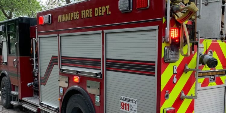 ഭീതിയായി തുടരുന്നു: വിന്നിപെഗിൽ 48 മണിക്കൂറിനുള്ളിൽ ഒരേ കെട്ടിടത്തിൽ രണ്ടാം തവണയും തീപിടിത്തം! 1 ഭീതിയായി തുടരുന്നു: വിന്നിപെഗിൽ 48 മണിക്കൂറിനുള്ളിൽ ഒരേ കെട്ടിടത്തിൽ രണ്ടാം തവണയും തീപിടിത്തം!