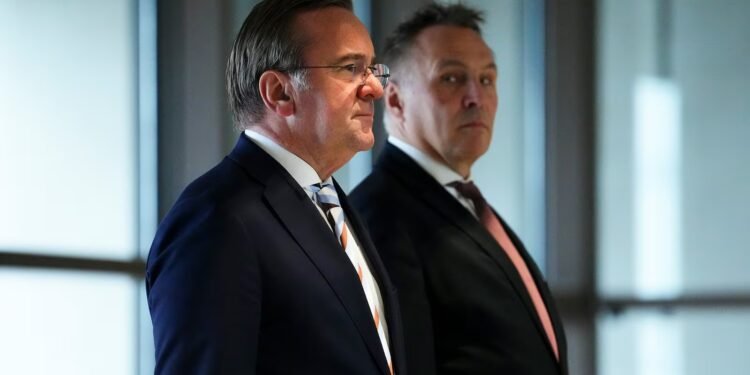 NATO സഖ്യം ശക്തമാക്കാൻ നീക്കം: പുതിയ അന്തർവാഹിനി കരാറിനായി, കാനഡയുടെ തീരുമാനം ഉടൻ