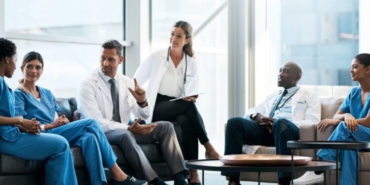 കാത്തിരിപ്പ് ഇനി പഴങ്കഥ; 10 ദിവസം കൊണ്ട് ലൈസൻസ്: ഒന്റാരിയോയിൽ 16 ആരോഗ്യ ജോലികൾക്ക് ‘സൂപ്പർ ഫാസ്റ്റ്’ എൻട്രി!