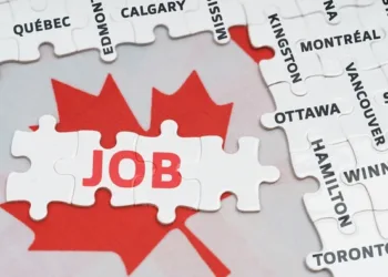 '70,000 സർക്കാർ ജോലികൾ വെട്ടിച്ചുരുക്കും, കാനഡയിൽ വൻ പിരിച്ചുവിടലിന് സാധ്യത'; മുന്നറിയിപ്പുമായി PSAC 1 PSAC