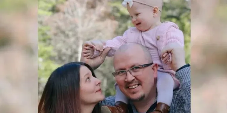 Father says visa cost is keeping his family apart