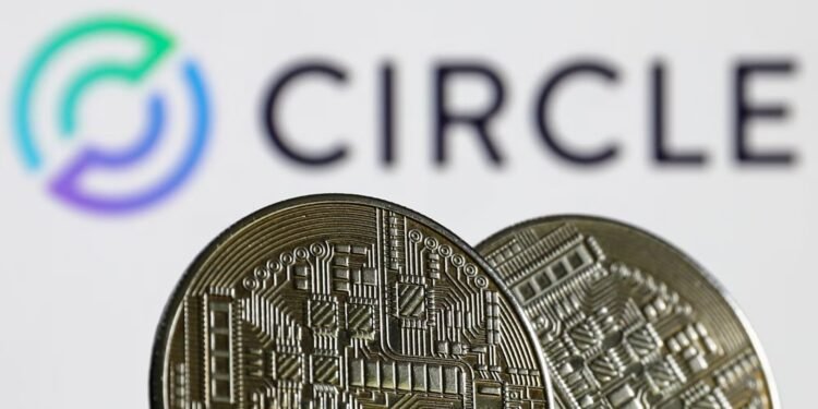 സ്റ്റേബിൾകോയിൻ’ ഭീഷണിയിൽ കാനഡ: നിയമങ്ങൾ ലളിതമാക്കിയാൽ മൂലധന ചോർച്ച തടയാം; മുന്നറിയിപ്പുമായി ബാങ്ക് ഓഫ് കാനഡ