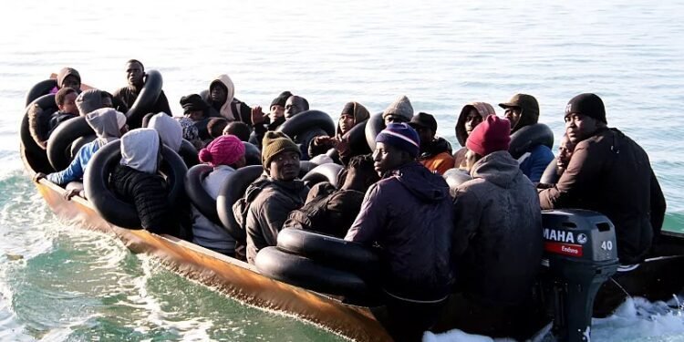 മൈഗ്രേഷൻ പാതയിൽ തിരിച്ചടി: 10,000 അനധികൃത കുടിയേറ്റക്കാരെ മടക്കി അയച്ച് ടുണീഷ്യ