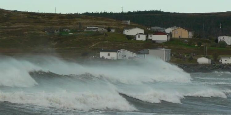 ന്യൂഫൗണ്ട്ലാന്റിൽ ശക്തമായ കൊടുങ്കാറ്റിനും തിരമാലക്കും സാധ്യത: പ്രദേശവാസികൾക്ക് ജാഗ്രത നിർദ്ദേശം 1 ന്യൂഫൗണ്ട്ലാന്റിൽ ശക്തമായ കൊടുങ്കാറ്റിനും തിരമാലക്കും സാധ്യത: പ്രദേശവാസികൾക്ക് ജാഗ്രത നിർദ്ദേശം