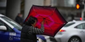 സിംകോ കൗണ്ടിയിലും ജോർജിയൻ ബേയിലും ശക്തമായ കാറ്റിന് സാധ്യത; മുന്നറിയിപ്പുമായി എൻവിയോൺമെന്റ് കാനഡ