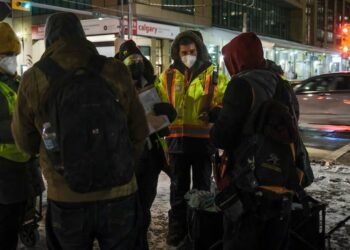 കാനഡയിൽ ശീതകാലം കടുക്കുന്നു: കാൽഗറിയിലെ ഭവനരഹിതർ കടുത്ത വെല്ലുവിളിയിൽ