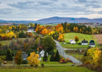 കാനഡയിൽ കുടിയേറ്റ നിയന്ത്രണങ്ങൾ: പ്രതിസന്ധിയിലും പിടിച്ചുനിന്ന് ന്യൂ ബ്രൺസ്വിക്ക് 2 New Brunswick
