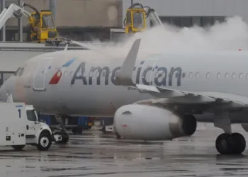American Airlines plane