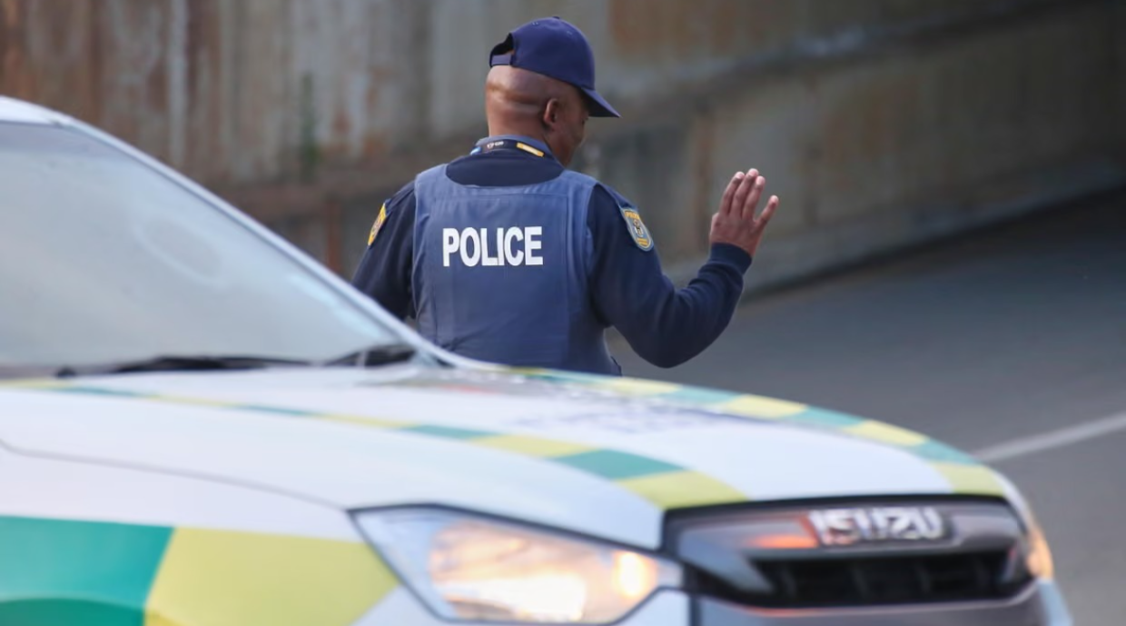 ദക്ഷിണാഫ്രിക്കയിൽ മദ്യശാലയ്ക്ക് സമീപം വെടിവെപ്പ്: 10 മരണം, നിരവധി പേര്‍ക്ക് പരിക്ക്