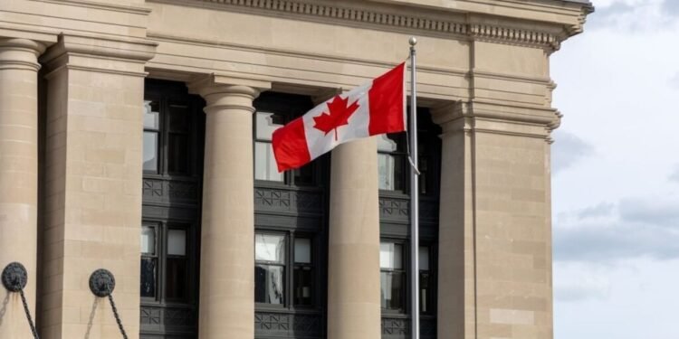 കാനഡയിൽ നിർണായക നീക്കം: ബിൽ C 12ൽ ഗവർണർ ജനറലിൻ്റെ അമിതാധികാരം വെട്ടിച്ചുരുക്കി; ഇമിഗ്രേഷൻ നിയമത്തിൽ ഭേദഗതി 1 canada flag