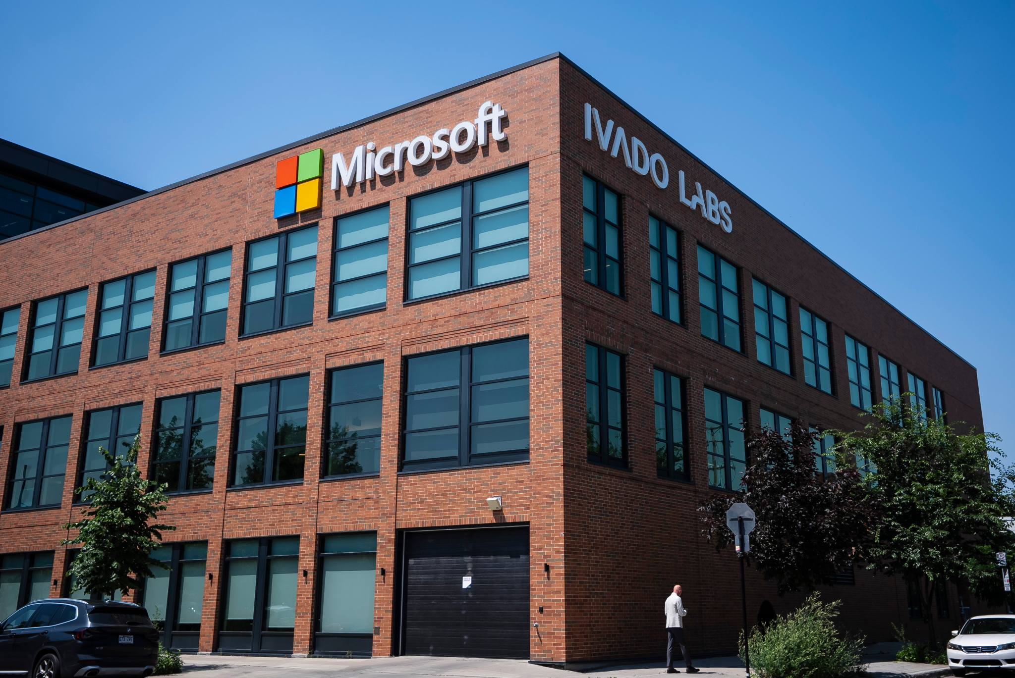 microsoft-ai-investment-canada