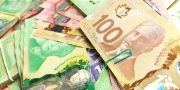 കാനഡ ചൈൽഡ് ബെനിഫിറ്റ്: ഡിസംബറിലെ പേയ്മെന്റ് 8 ദിവസം നേരത്തെ! പണം അക്കൗണ്ടിൽ എത്തുന്ന തീയതി അറിയാം 7 CANADA MONEY