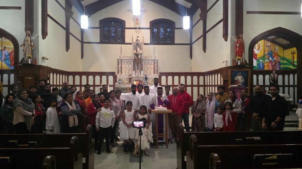വിശ്വാസത്തിന്റെ ഒത്തുചേരൽ: സിഡ്നി സെന്റ് എഫ്രേം പള്ളിയിൽ ഭക്തിസാന്ദ്രമായ ക്രിസ്മസ് കരോൾ പൂർത്തിയായി 2 WhatsApp Image 2025 12 21 at 11.04.08 PM