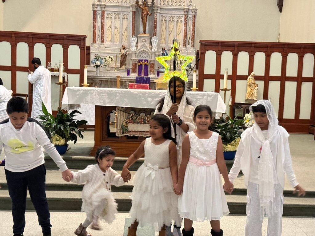 വിശ്വാസത്തിന്റെ ഒത്തുചേരൽ: സിഡ്നി സെന്റ് എഫ്രേം പള്ളിയിൽ ഭക്തിസാന്ദ്രമായ ക്രിസ്മസ് കരോൾ പൂർത്തിയായി 3 WhatsApp Image 2025 12 21 at 11.04.08 PM 2