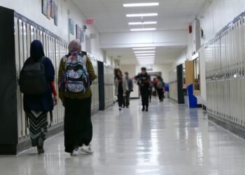 നുഴഞ്ഞുകയറ്റ ഭീഷണി: കർശന പ്രവേശന നിയന്ത്രണം, സ്കൂൾ സുരക്ഷ ശക്തമാക്കാൻ 5 ലക്ഷം ഡോളർ അനുവദിച്ച് മാനിറ്റോബ സർക്കാർ