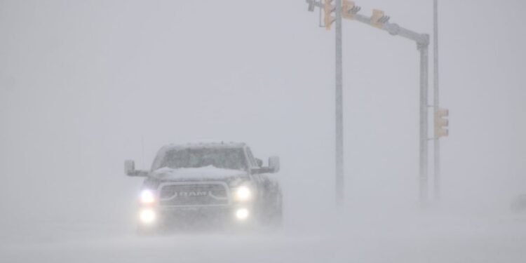 കനത്ത മഞ്ഞുവീഴ്ച; സസ്കാച്ചവാനിൽ റെഡ് അലേർട്ട്, ജാഗ്രതാ നിർദ്ദേശം! 1 Saskatchewan winter