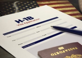 വിസ അപേക്ഷകർക്ക് പണി കിട്ടും!; ഓൺലൈൻ വിവരങ്ങൾ വിസ ഫോമുമായി ഒത്തുനോക്കും; ഡിസംബർ 15 മുതൽ പുതിയ നിയമം 1 Consular offices have been asked to go through the social me .. Read more at: http://timesofindia.indiatimes.com/articleshow/125952039.cms?utm_source=contentofinterest&utm_medium=text&utm_campaign=cppst