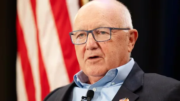 കാനഡയുടെ രാഷ്ട്രീയത്തിൽ ട്രംപ് ഭരണകൂടം ഇടപെടില്ല: യുഎസ് അംബാസഡർ 1 കാനഡയുടെ രാഷ്ട്രീയത്തിൽ ട്രംപ് ഭരണകൂടം ഇടപെടില്ല: യുഎസ് അംബാസഡർ