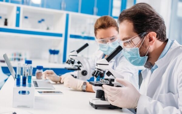 ഒന്റാരിയോയിലെ ലാബുകളിൽ ജീവനക്കാരുടെ കുറവ്: ഇൻ- ലാബ് ട്രെയിനർമാരെ നിയമിക്കാൻ ആവശ്യപ്പെട്ട് MLPAO 1 ഒന്റാരിയോയിലെ ലാബുകളിൽ ജീവനക്കാരുടെ കുറവ്: ഇൻ- ലാബ് ട്രെയിനർമാരെ നിയമിക്കാൻ ആവശ്യപ്പെട്ട് MLPAO