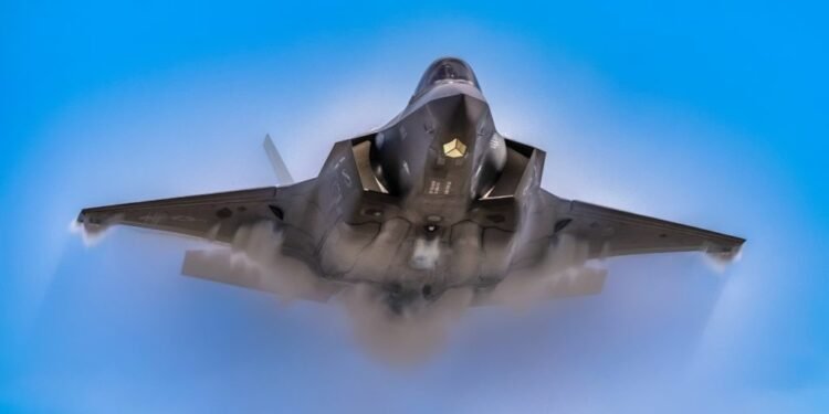 എഫ്-35 വിമാനങ്ങളുടെ രഹസ്യ രേഖകൾ മാധ്യമങ്ങൾക്ക് ചോർന്ന സംഭവം; അന്വേഷണം പ്രഖ്യാപിച്ച് കാനഡ പ്രതിരോധ മന്ത്രാലയം