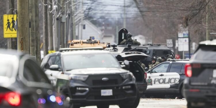 വെല്ലാൻഡിൽ വെടിവെപ്പ്: 24 മണിക്കൂർ നീണ്ട സംഘർഷത്തിനൊടുവിൽ പ്രതി പിടിയിൽ