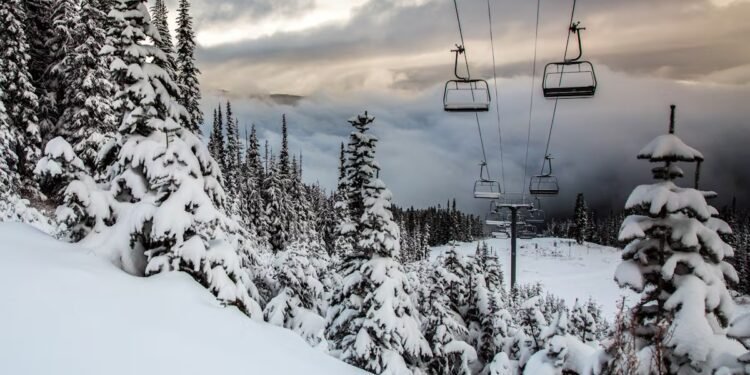 മെട്രോ വാൻകൂവർ മലനിരകൾ തുറന്നു: നോർത്ത് ഷോറിൽ സ്കീയിംഗ് സീസണിന് തുടക്കം