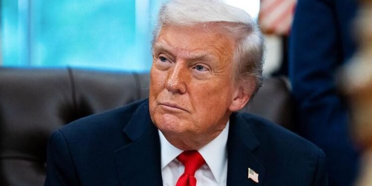 അമേരിക്ക ഫസ്റ്റ്: വിവിധ രാജ്യങ്ങളിലെ അംബാസഡർമാരെ നീക്കം ചെയ്യാൻ ട്രംപ് ഭരണകൂടം