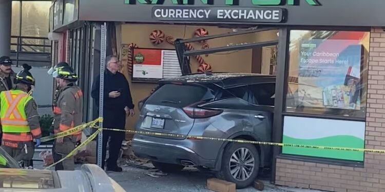 നോർത്ത് യോർക്കിൽ വാഹനം കെട്ടിടത്തിലേക്ക് ഇടിച്ചുകയറി അപകടം; ഒരു മരണം; നാല് പേർക്ക് പരിക്ക്