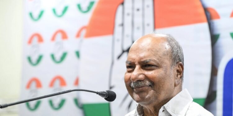 ‘എന്റെ മതം കോൺഗ്രസ്’; അധികാരത്തിന് മീതെ ആദർശം വെച്ച എ.കെ. ആന്റണിക്ക് ഇന്ന് 85-ാം പിറന്നാൾ