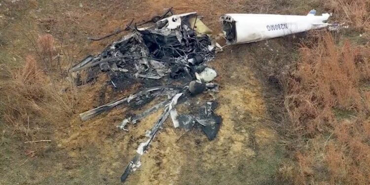 ന്യൂജേഴ്‌സിയിൽ രണ്ട് ഹെലികോപ്റ്ററുകൾ ആകാശത്ത് കൂട്ടിയിടിച്ചു: പൈലറ്റിന് ദാരുണാന്ത്യം; മറ്റൊരാളുടെ നില ഗുരുതരം