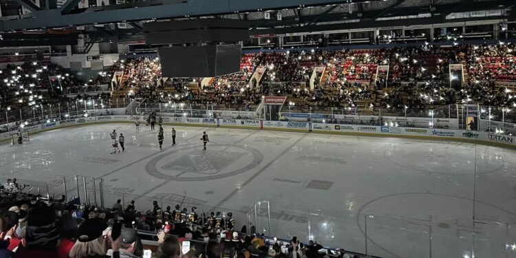 വാട്ടർലൂ റീജിയണിൽ വ്യാപക വൈദ്യുതി തടസ്സം: ആയിരക്കണക്കിന് ഉപഭോക്താക്കൾ ഇരുട്ടിൽ