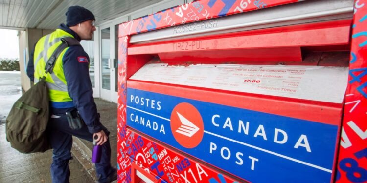 കാനഡ പോസ്റ്റ് പ്രതിസന്ധി: ഹോളിഡേ മെയിൽ സമയത്ത് എത്തുമോ? വിദഗ്ധന്റെ പ്രതികരണങ്ങൾ ഇതാ!