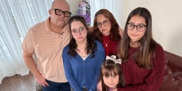 ഇമിഗ്രേഷൻ കൺസൾട്ടന്റിന്റെ അനാസ്ഥ ; ഒട്ടാവയിൽ നാടുകടത്തൽ ഭീഷണിയിൽ ഒരു ബ്രസീലിയൻ കുടുംബം! 2 ഇമിഗ്രേഷൻ കൺസൾട്ടന്റിന്റെ അനാസ്ഥ ; ഒട്ടാവയിൽ നാടുകടത്തൽ ഭീഷണിയിൽ ഒരു ബ്രസീലിയൻ കുടുംബം!